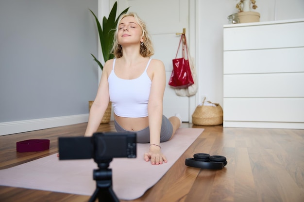 A Day in the Diets of Your Favorite Instagram Health Gurus